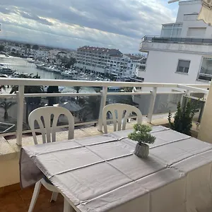 https://magnifique-vue-sur-le-canal-et-la-mer-dempuriabrava.catalonia-hotels.com
